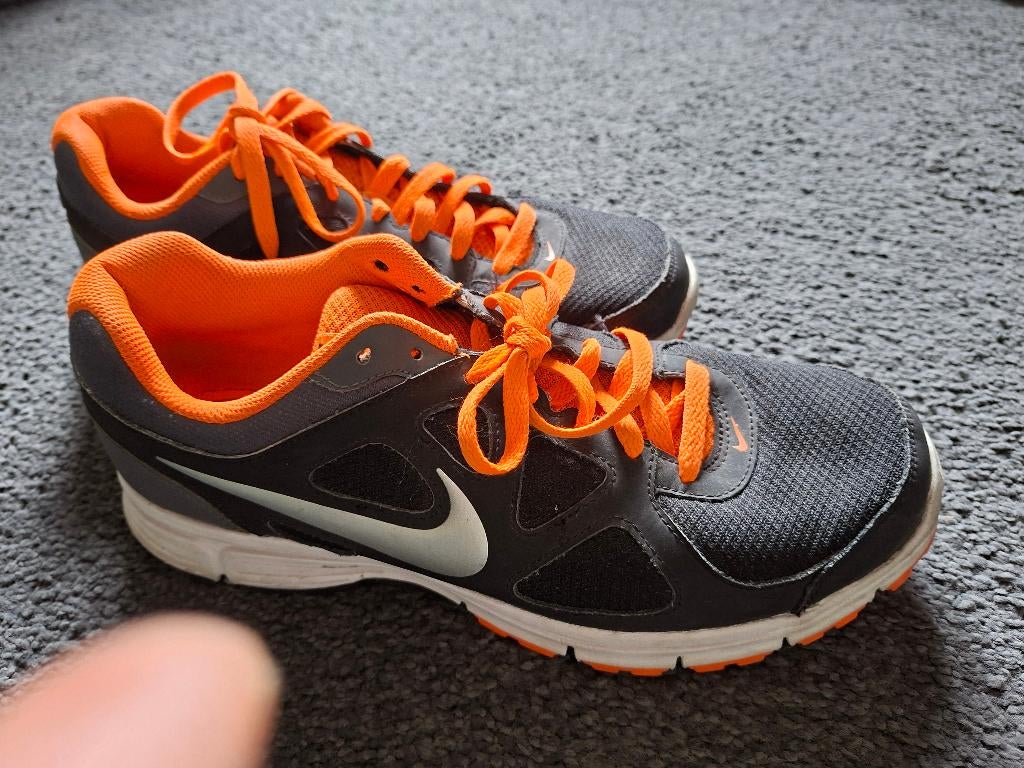 schoen. Nike revolution airmax. Mt 43. Demping, zacht foam., Kleding | Heren, Schoenen, Zwart, Nike revolution, Ophalen of Verzenden