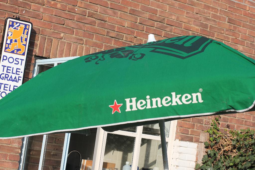 heineken parasol compleet, Ophalen of Verzenden, Zweefparasol