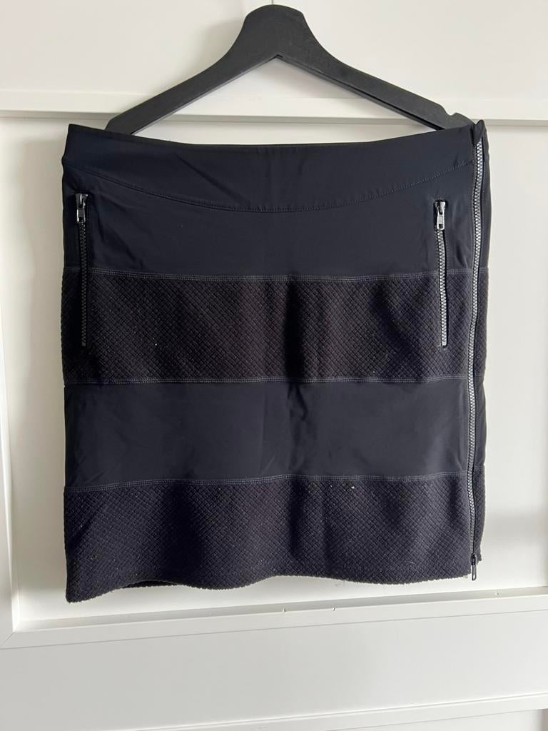 Travelstof rokje • 40 • Penn&Ink, Maat 38/40 (M), Zwart, Ophalen of Verzenden, Zo goed als nieuw