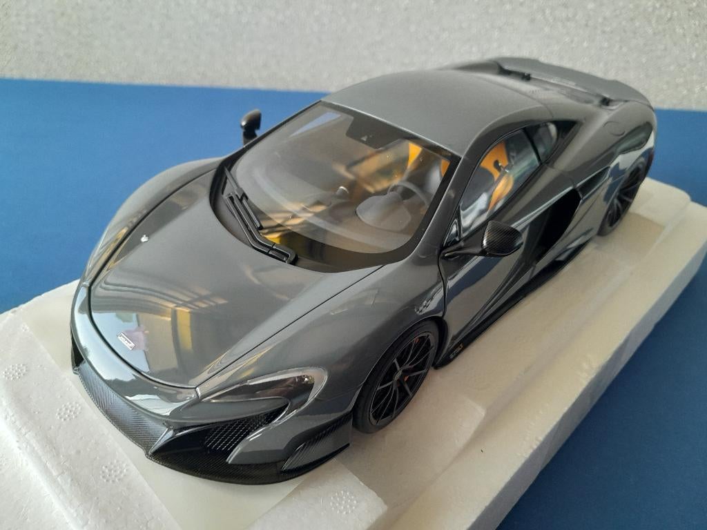 1:18 AutoArt McLaren 675LT, Hobby en Vrije tijd, Modelauto's | 1:18, Ophalen of Verzenden, Nieuw, Auto, Autoart