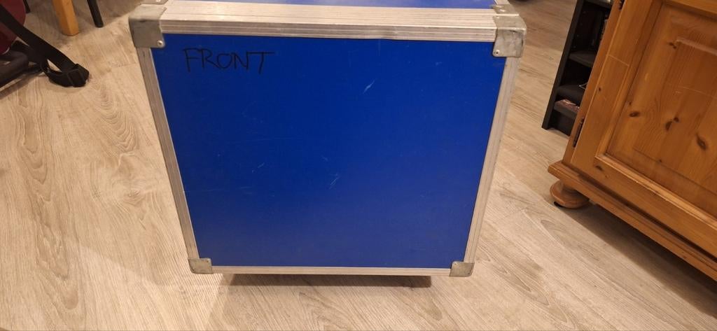 Flightcase op wielen, Muziek en Instrumenten, Behuizingen en Koffers, Ophalen, Overige instrumenten, Flightcase