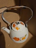 Vintage Emaille Theeketel met Herfstbladmotief, Antiek en Kunst, Ophalen