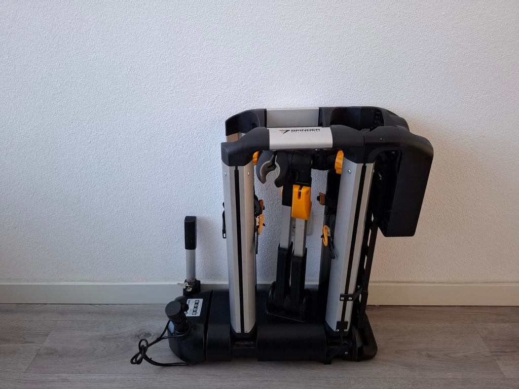 Fietsendrager Spinder xplorer inklapbaar kantelbaar, Ophalen, Zo goed als nieuw, 2 fietsen, Trekhaakdrager