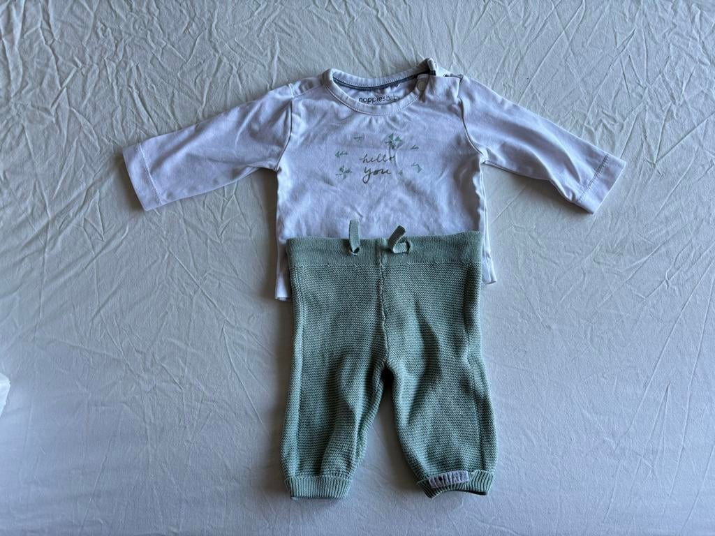 Noppies Baby Setje: Shirtje en Broekje Maat 44, Kinderen en Baby's, Babykleding | Prematuur, Ophalen of Verzenden, Zo goed als nieuw
