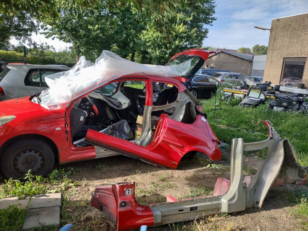 Peugeot 206+ 1.4 Benzine (2010), Ophalen, Voor, Peugeot, Deur