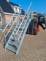 Stalentrappen met leuningen 3 stuks, Ophalen of Verzenden, Zo goed als nieuw, Minder dan 2 meter