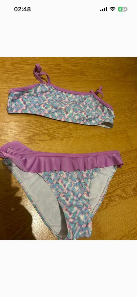 134 140 Bikini met roesel, Kinderen en Baby's, Kinderkleding | Maat 134, Ophalen of Verzenden, Gebruikt, Meisje, Sport- of Zwemkleding