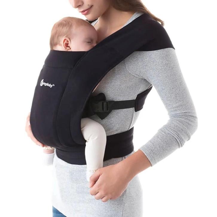 Draagzak Embrace Pure Black, merk Ergobaby,, Kinderen en Baby's, Babydragers en Draagdoeken, Nieuw, Draagzak, Buik, Overige merken