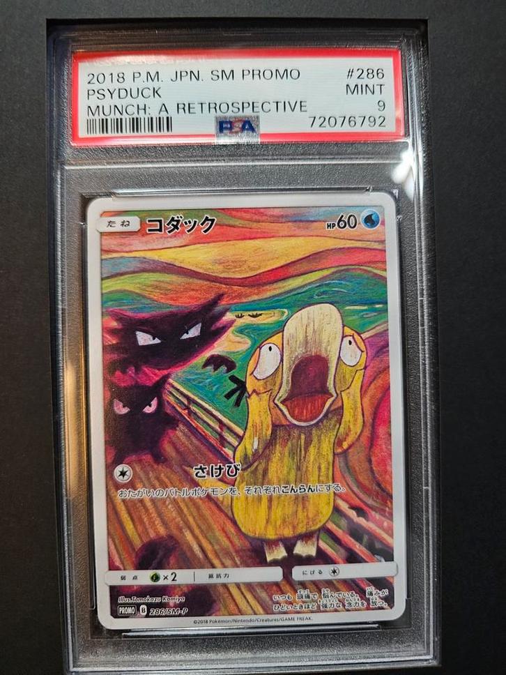 PSA 9 MINT Psyduck Munch, Hobby en Vrije tijd, Verzamelkaartspellen | Pokémon, Zo goed als nieuw, Losse kaart, Ophalen of Verzenden