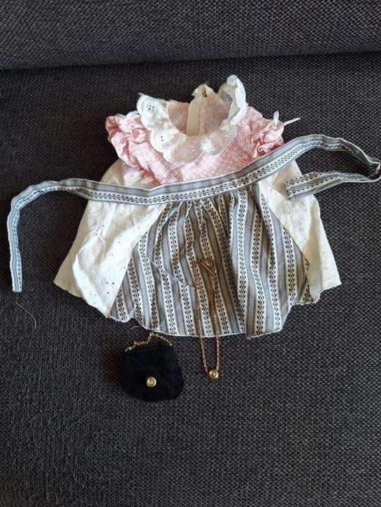 Klederdracht Zeeland pop, Ophalen of Verzenden, Babypop