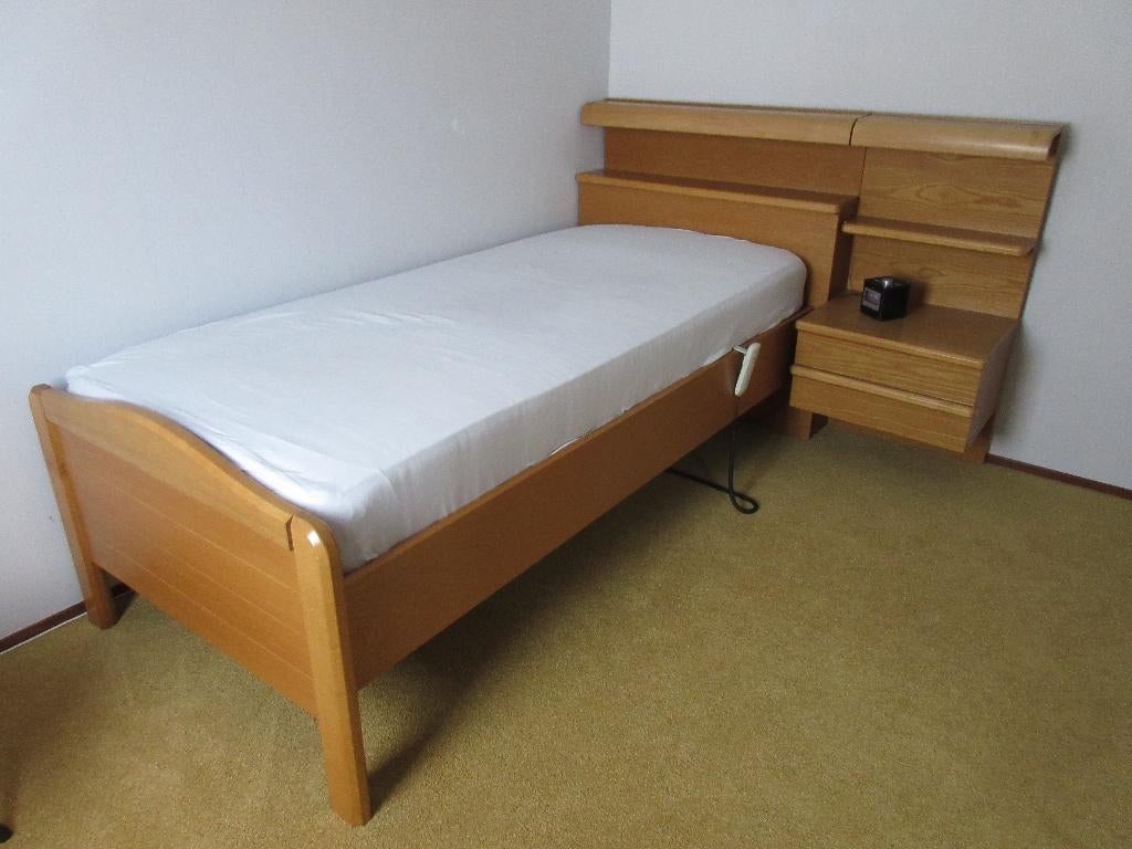 Elektrisch verstelbare seniorenbed, Ophalen, Verstelbaar, 90 cm, Neutraal