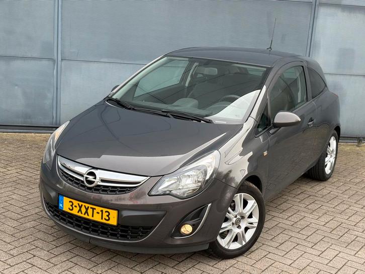 Opel Corsa 1.4 16V 101pk 2014 VOL OPTIE, Auto's, Opel, Bedrijf, Corsa, ABS, Airbags, Airconditioning, Bluetooth, Boordcomputer