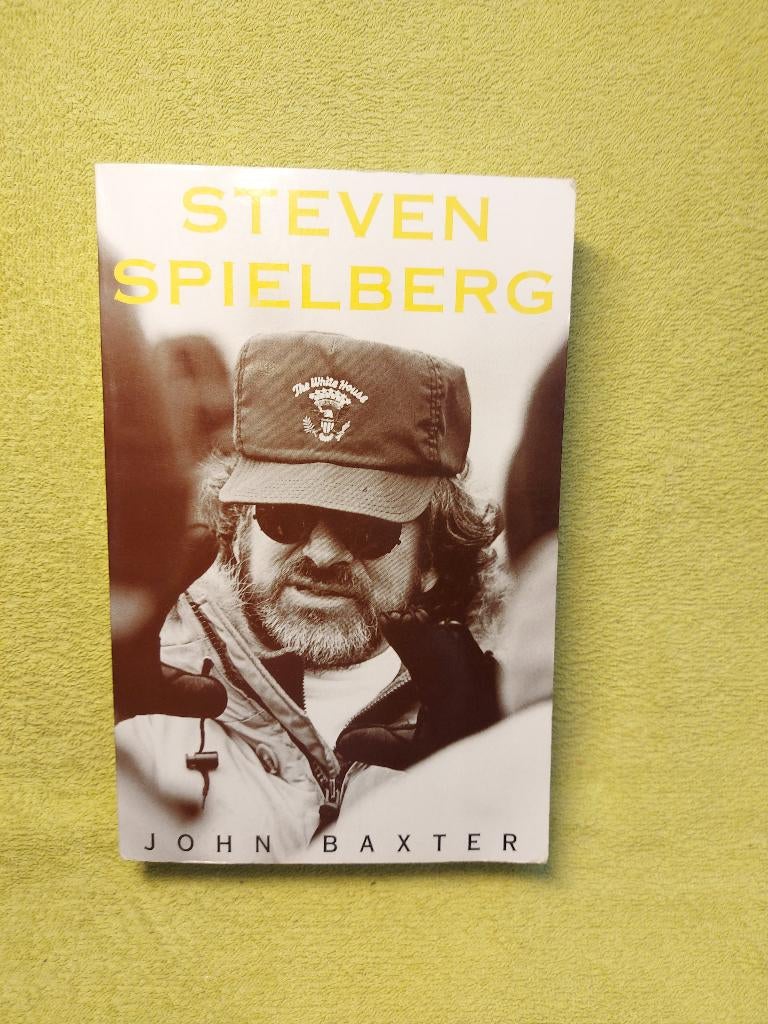 Steven Spielberg - John Baxter., Ophalen of Verzenden, Zo goed als nieuw, Personen