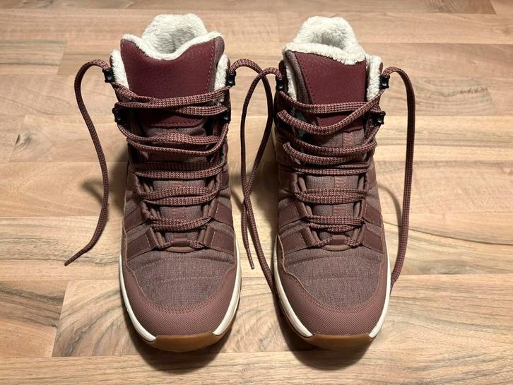 Quecha Wandelschoenen Dames Bordeaux Maat 39, Sport en Fitness, Bergsport en Wandelen, Zo goed als nieuw, Schoenen, Ophalen