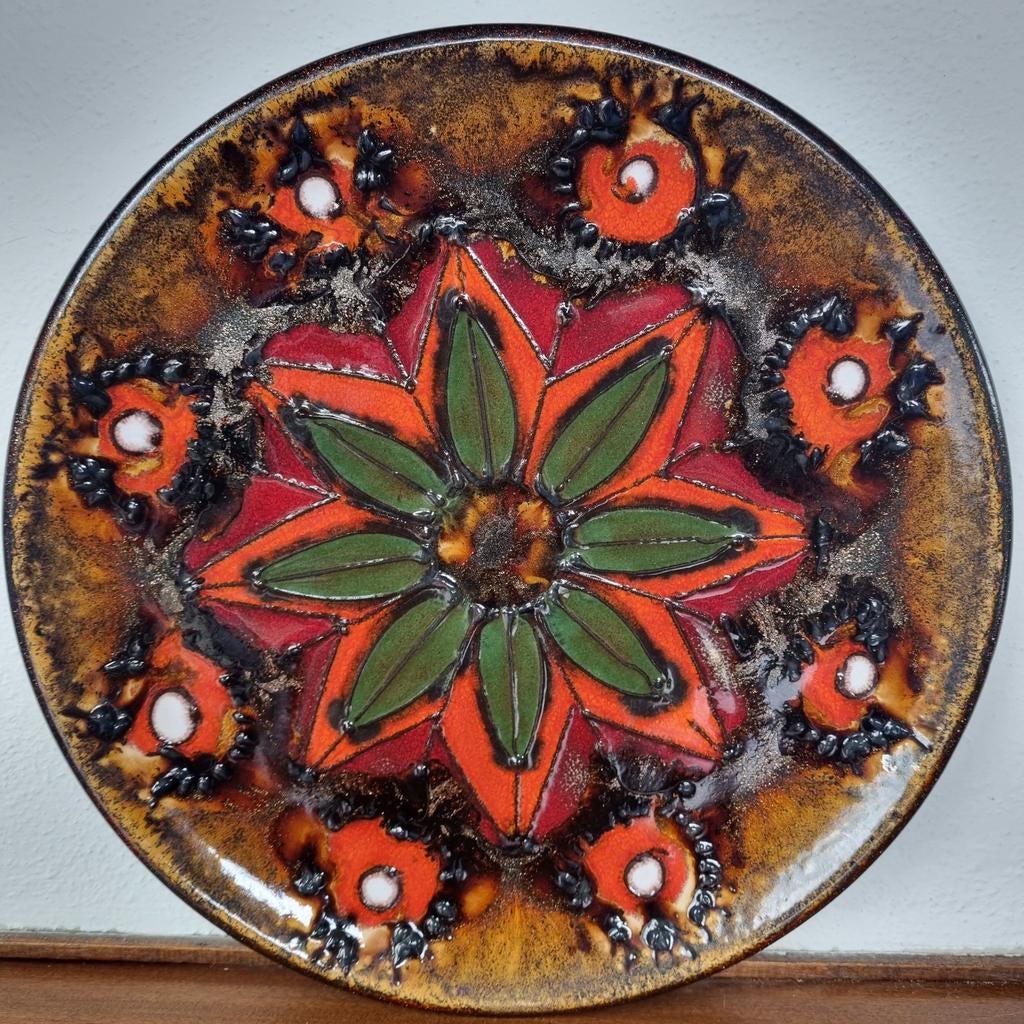 Keramieken wandbord, West Germany, bloem met fatlavaglazuur, Antiek en Kunst, Antiek | Wandborden en Tegels, Ophalen of Verzenden