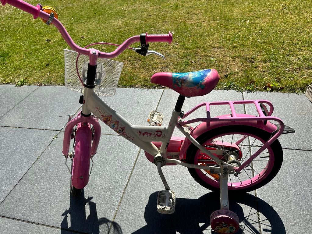 Roze kinderfiets met zijwieltjes en mandje, Fietsen en Brommers, Fietsen | Kinderfietsjes, Ophalen, Zijwieltjes, Velgrem, 16 tot 20 inch