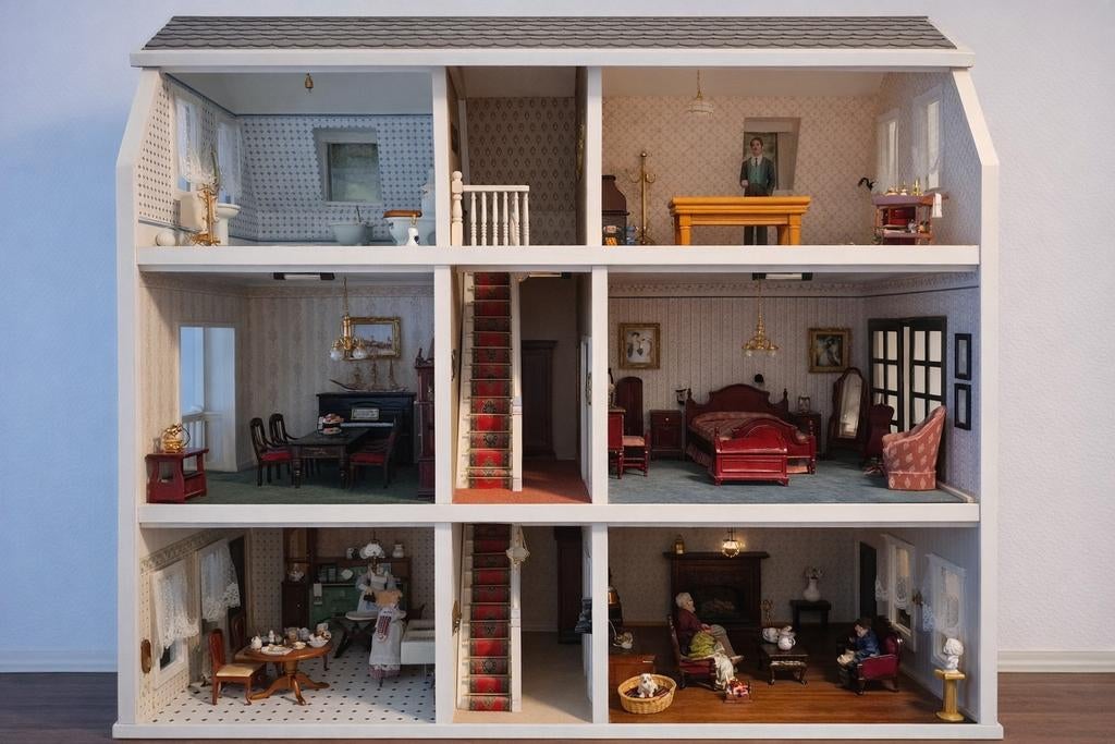 Groot poppenhuis met veel meubels en accessoires, Ophalen of Verzenden