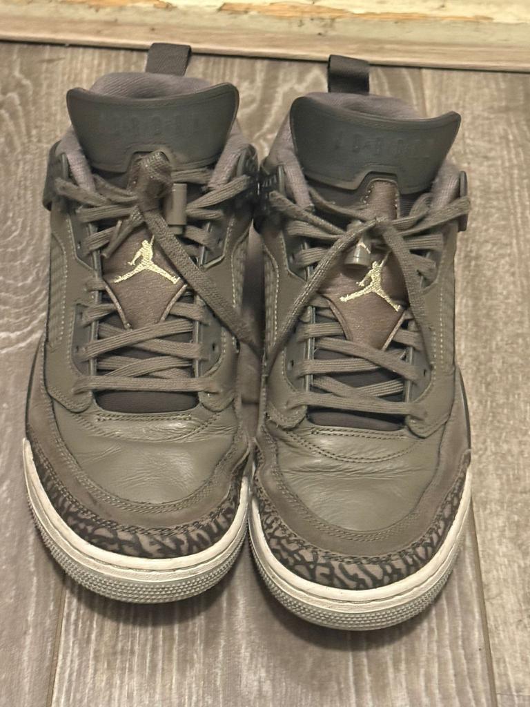 Jordan sneakers, Overige kleuren, Ophalen of Verzenden, Sneakers of Gympen, Zo goed als nieuw