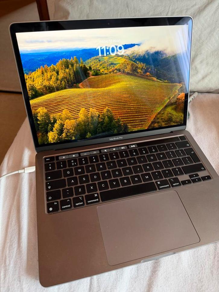 MacBook Pro 2022 16GB RAM 256GB SSD, Computers en Software, Apple Macbooks, Zo goed als nieuw, MacBook Pro, 13 inch, 2 tot 3 Ghz