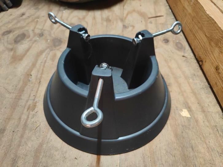 Kerstboom standaard + rieten mand (set), Diversen, Kerst, Ophalen