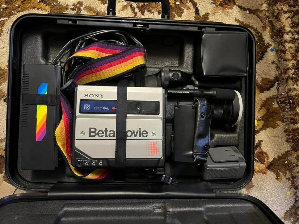 Vintage Sony Betamovie videocamera set in originele koffer, Audio, Tv en Foto, Videocamera's Analoog, Ophalen of Verzenden, Overige soorten
