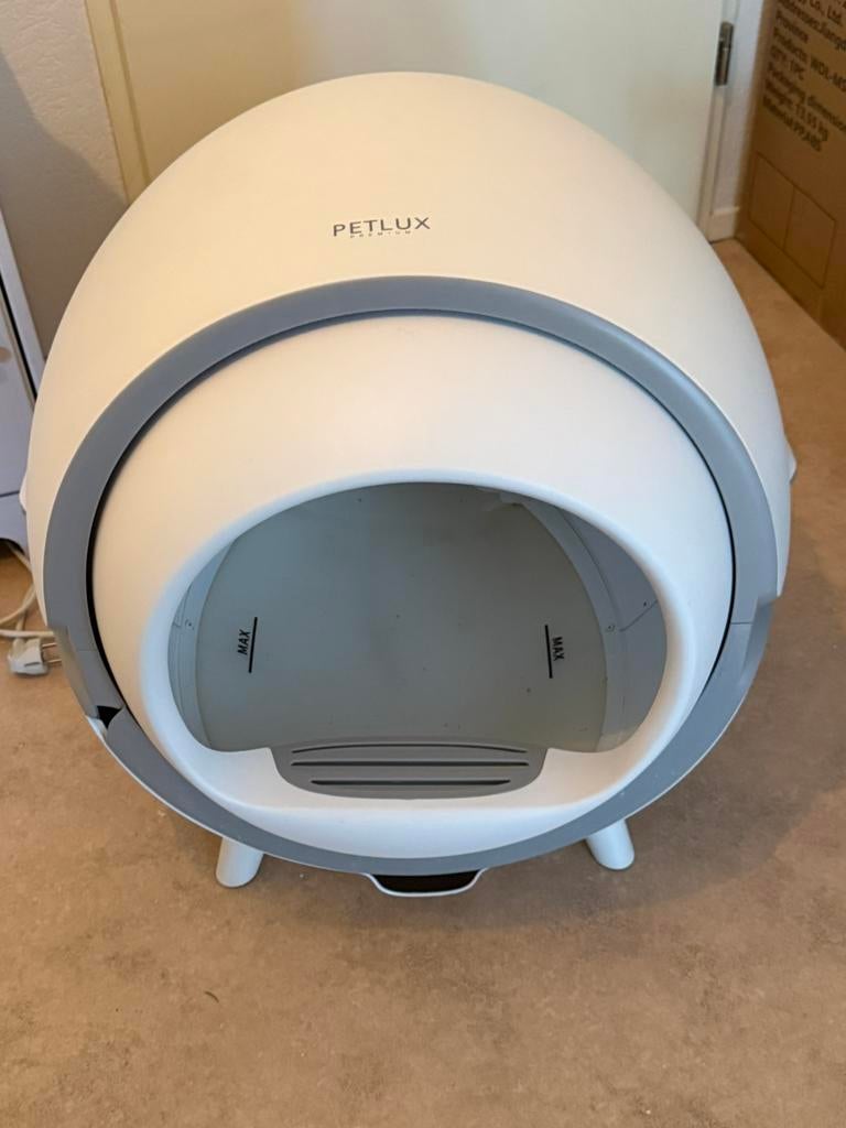 Petlux electriche kattenbak, Ophalen, Zo goed als nieuw