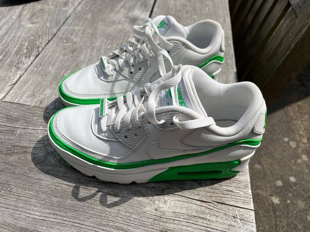 Nike x Undefeated Air Max 90 sneakers, Wit, Nike, Ophalen of Verzenden, Sneakers of Gympen