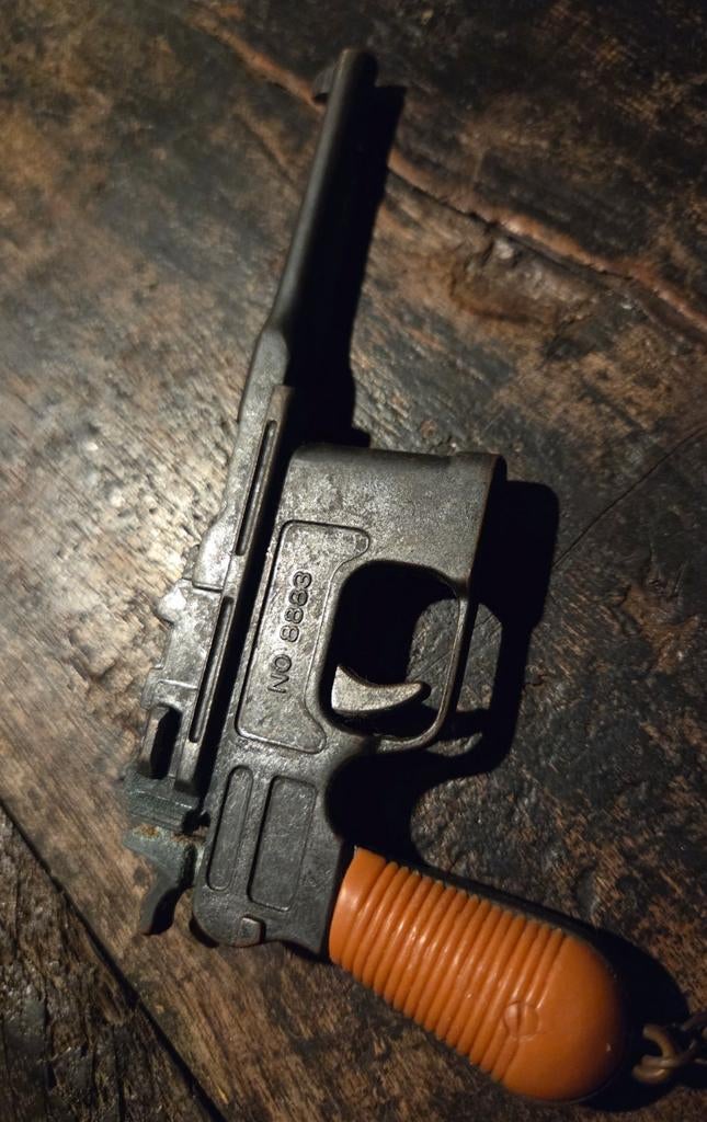 Sleutelhanger Grote Mauser C96 wo1 1896 s, Verzamelen, Ophalen of Verzenden, Gebruikt, Merk