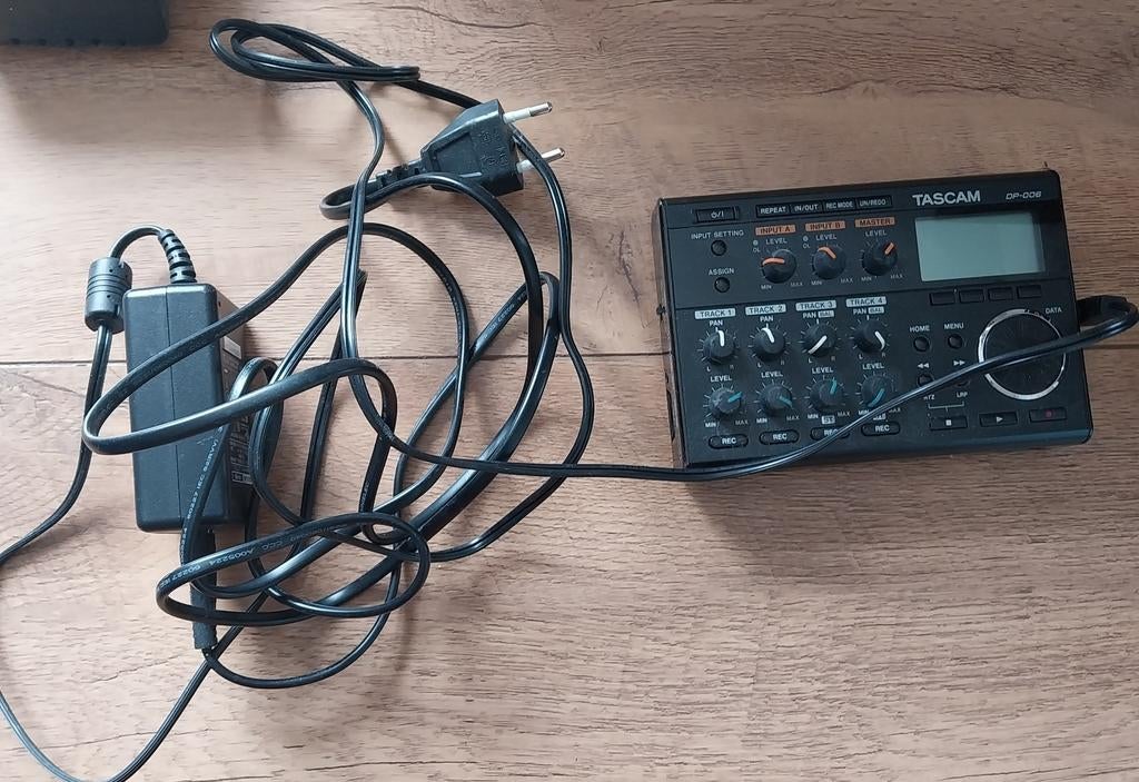 Tascam DP-006 Compacte Multitrack Recorder, Ophalen, Zo goed als nieuw
