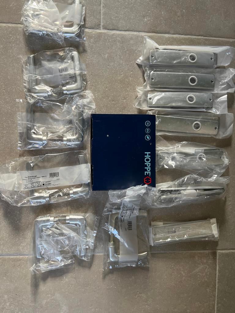 Hoppe Edinburgh Deurbeslag - Nieuw in verpakking, Doe-het-zelf en Verbouw, Hang- en Sluitwerk, Nieuw, Klink of Kruk, Rvs, Ophalen of Verzenden