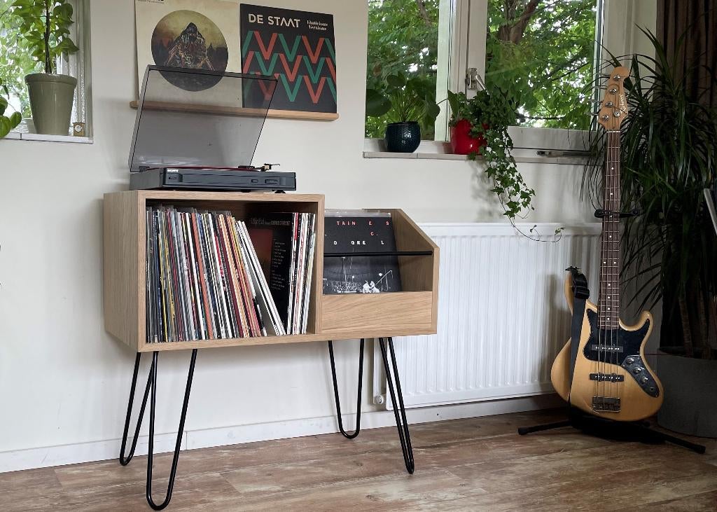 OUTLET - Eiken Platenmeubel - vinyl, versterker & pick-up, Nienhof 48, 6715AD, Ophalen of Verzenden, Zo goed als nieuw, Plaatwerk Design