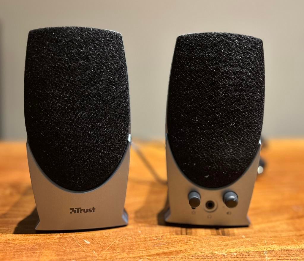 Trust 2.0 speakerset, nieuw!, Computers en Software, Pc speakers, Nieuw, Ophalen of Verzenden