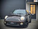 Mini Mini Cabrio 1.6 Cooper | Navi | Bi-Xenon | Leder | Stoe, Zwart, 4 cilinders, 4 stoelen, 49 €/maand
