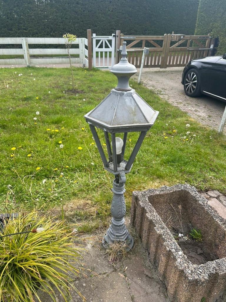 3 gratis lantaarnpalen Gereserveerd, Ophalen, Gebruikt, Minder dan 50 watt, Netvoeding