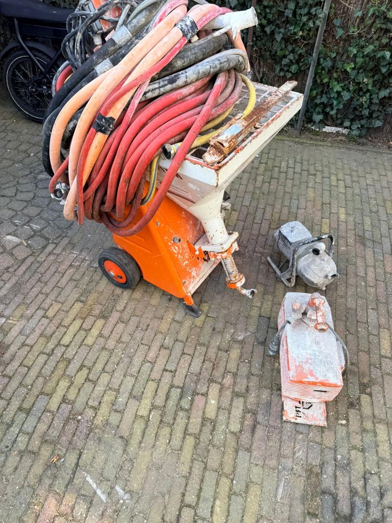 Knauf ritmo gipsspuitmachine stuc spuiter, Ophalen, Zo goed als nieuw