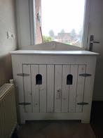 Witte houten commode met landelijke uitstraling, Kinderen en Baby's, Kinderkamer | Commodes en Kasten, Ophalen, Gebruikt, 50 tot 70 cm