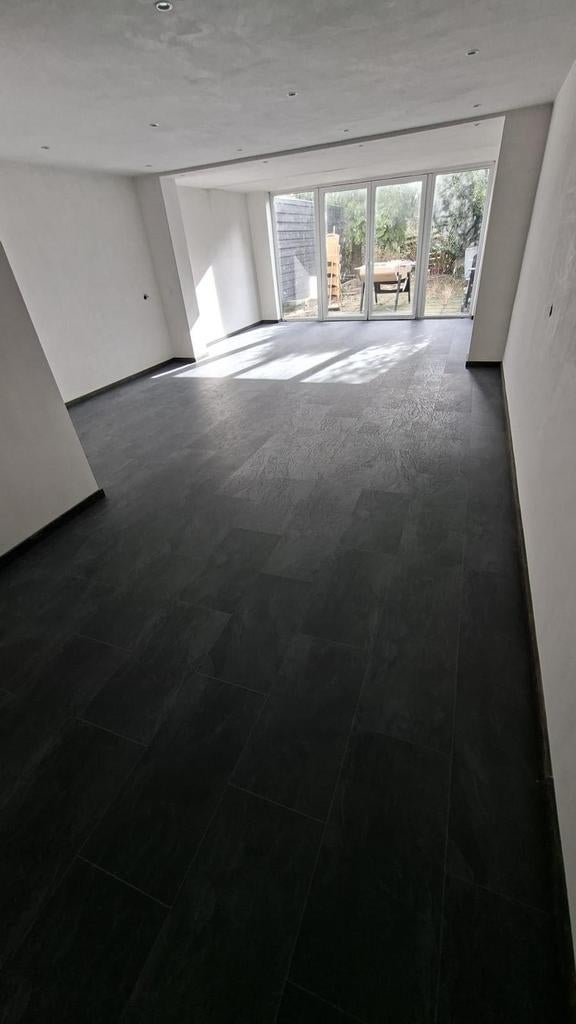Laminaat leggen, verf, stukadoor, tapijt 0626236594, Huis en Inrichting, Stoffering | Vloerbedekking, Ophalen of Verzenden, Laminaat