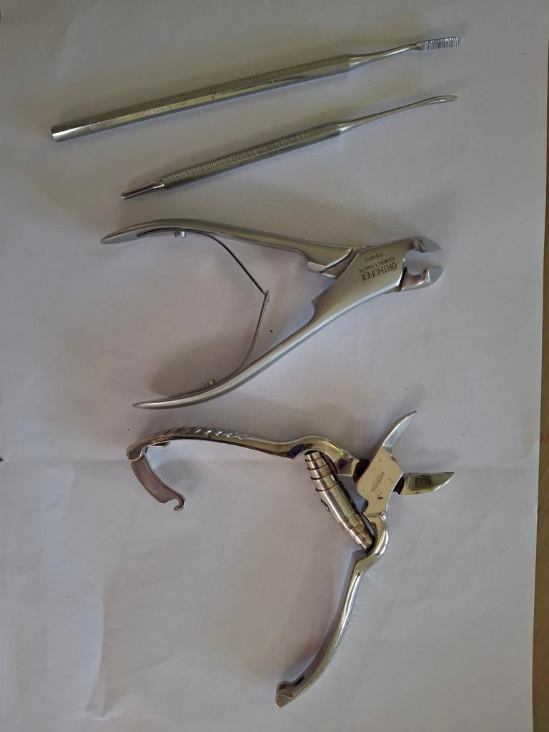 Pedicure instrumenten. Nageltang. Kopknipper, Ophalen of Verzenden, Overige typen