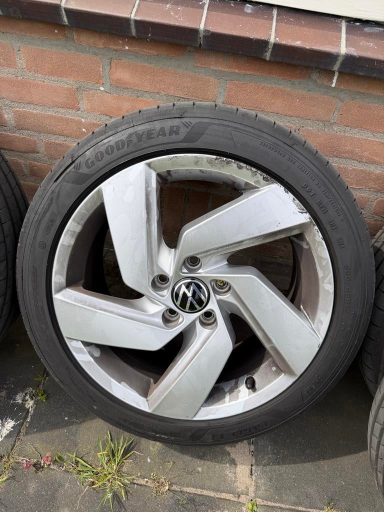 Golf 8 Velgen met banden - Continental en Goodyear, Ophalen, Gebruikt