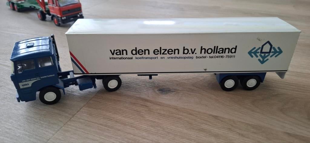 Mooie miniatuur Van den Elzen. 1:50 lioncar, Ophalen of Verzenden, Zo goed als nieuw, Bus of Vrachtwagen