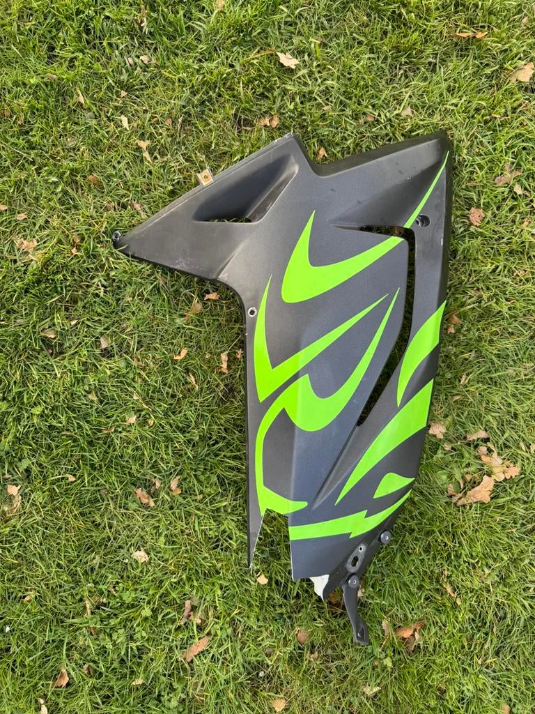 Originele aprilia rs50 zijkap, Fietsen en Brommers, Ophalen of Verzenden