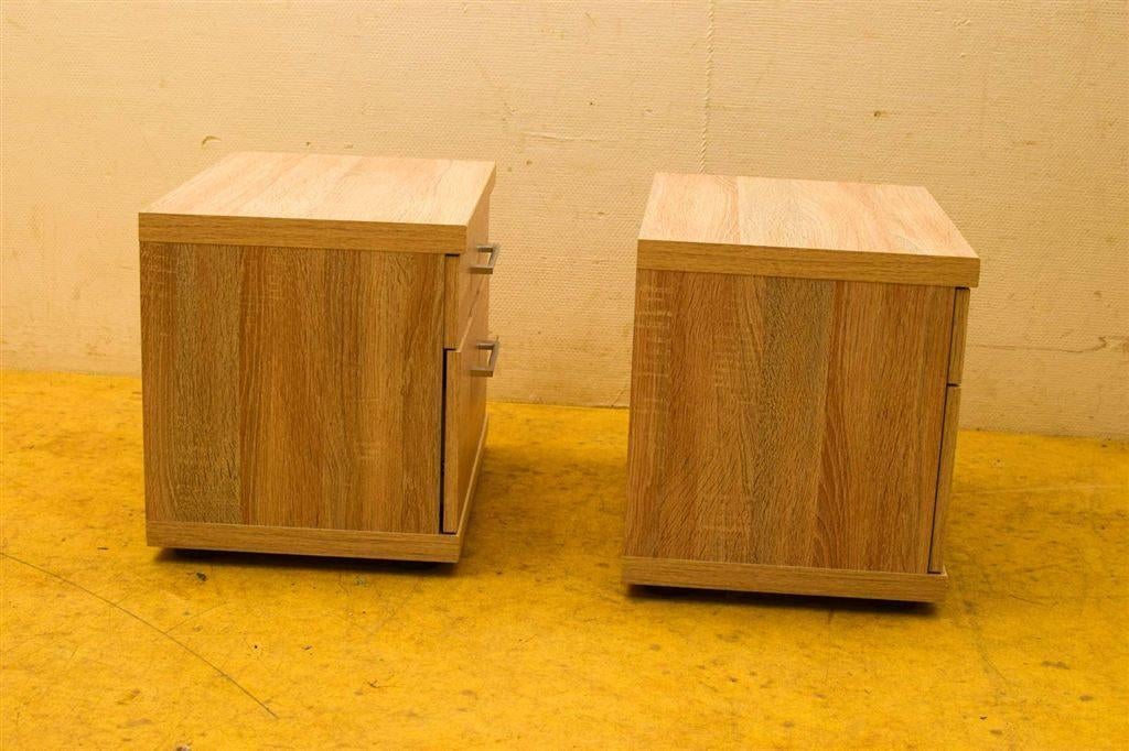2 stuks Nachtkastjes 50689, Ophalen of Verzenden, Gebruikt, 65 cm of meer, 70 cm of meer
