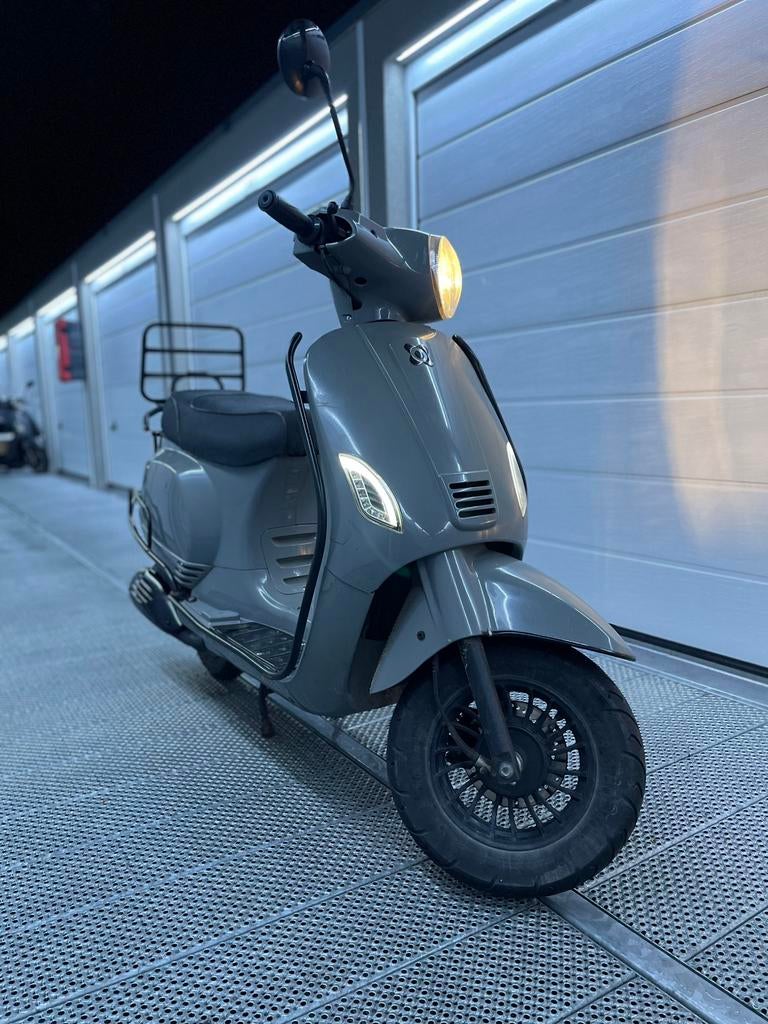 AGM VX50i 2020 | 0KM! | Nieuw Motorblok & Uitlaat, Fietsen en Brommers, Scooters | SYM, Ophalen, Overige modellen, Zo goed als nieuw