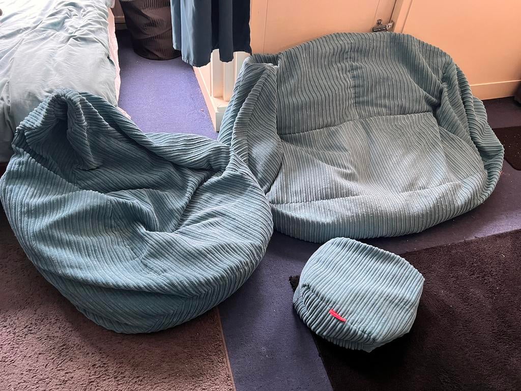 Zitzak set - Loungepug - 2 zitzakken en 1 poef, Huis en Inrichting, Zitzakken, Ophalen, Gebruikt, Blauw, Zitzak