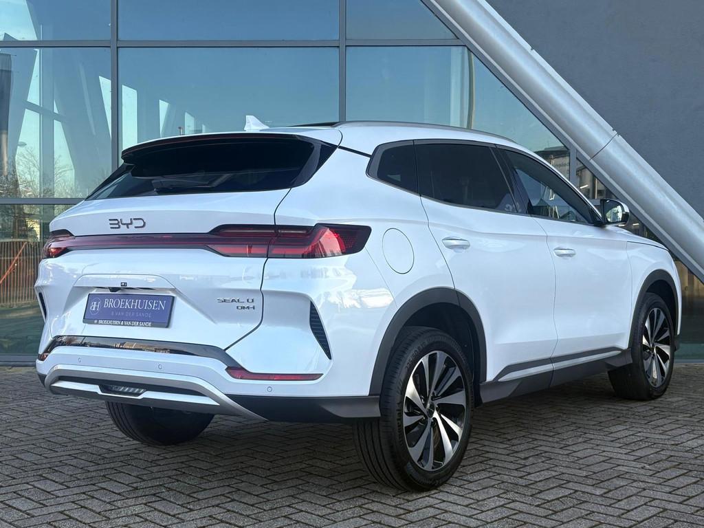 BYD SEAL U 1.5 DM-i FWD Comfort LONG RANGE 125km Panoramadak, Auto's, BYD, Seal U, 1498 cc, Zwart, 4 cilinders