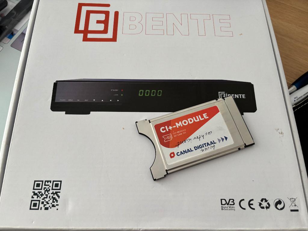 Satelliet ontvanger incl losse CI+ module Canal digitaal, Audio, Tv en Foto, Schotelantennes, Ophalen of Verzenden, Zo goed als nieuw