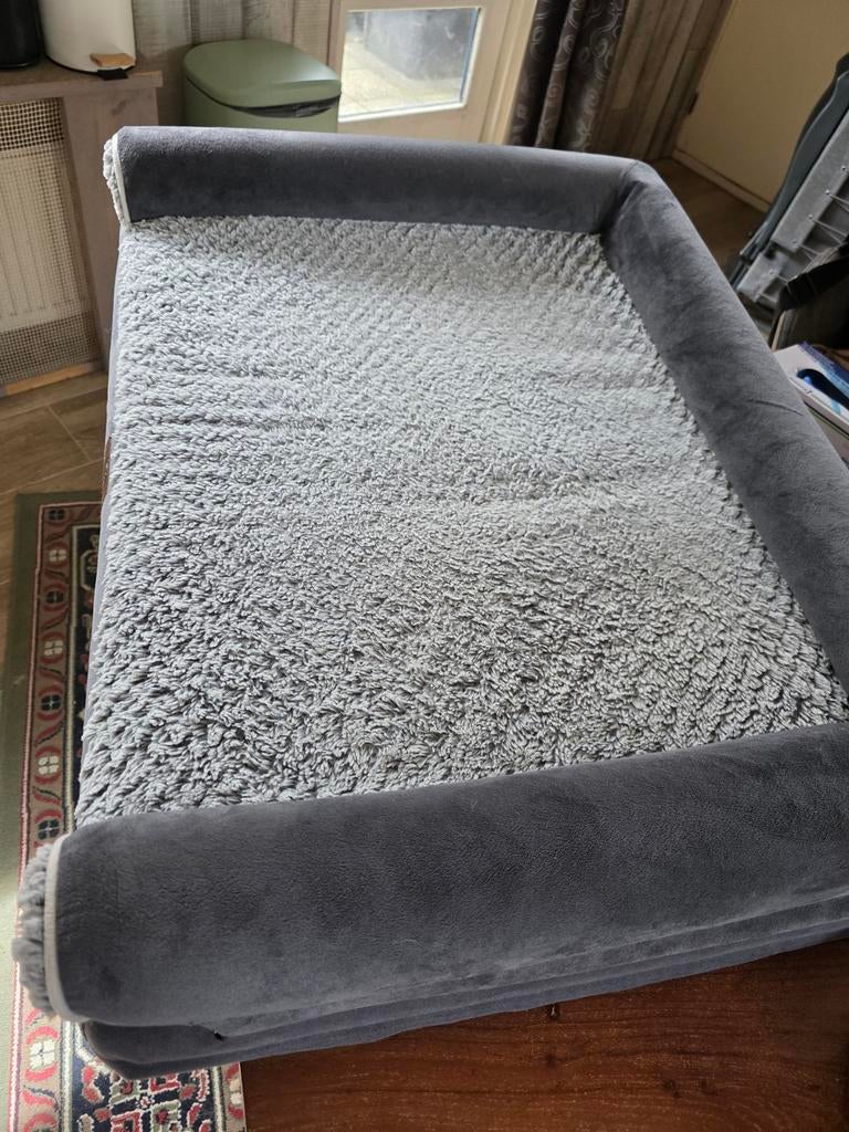 Mooie hondenmand binnenmaat 70 cm x 57 cm, Dieren en Toebehoren, Ophalen, Zo goed als nieuw, Overige