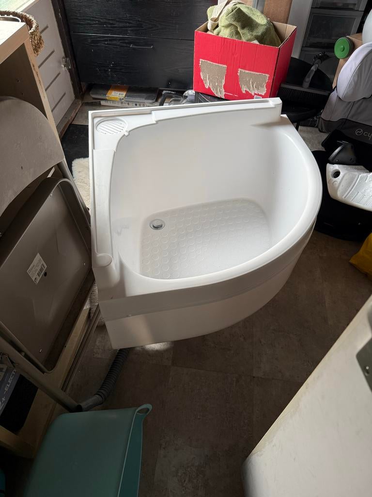 Badkuip 85x85 cm met gesifoneerde afvoer, Ophalen, Gebruikt, 75 cm of meer, Overige typen