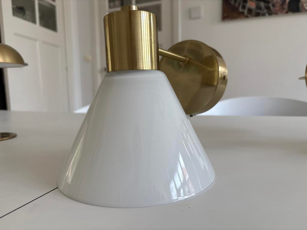 IKEA Flugbo Wandlamp - Wit met Messing Details, Ophalen of Verzenden, Zo goed als nieuw, Glas