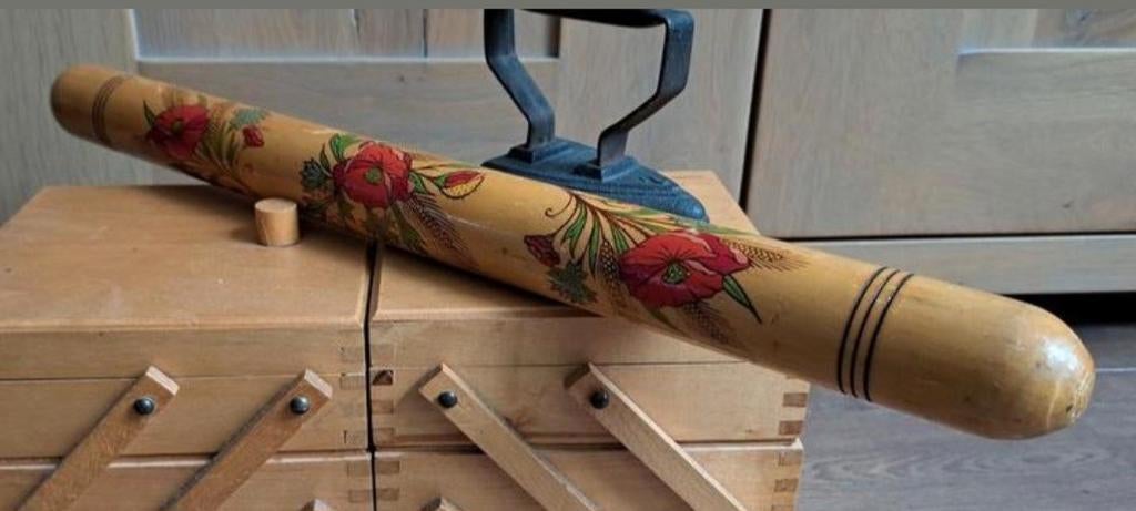 Vintage houten breinaalden koker  bloemenmotief, Hobby en Vrije tijd, Breien en Haken, Ophalen of Verzenden, Gebruikt